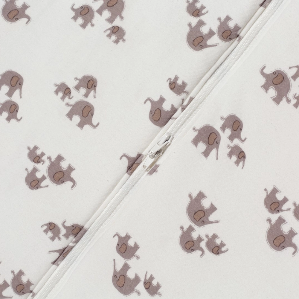 6-18m-ergobaby-2-vo-1-vrekja-za-spienje-so-nogavici-slonce