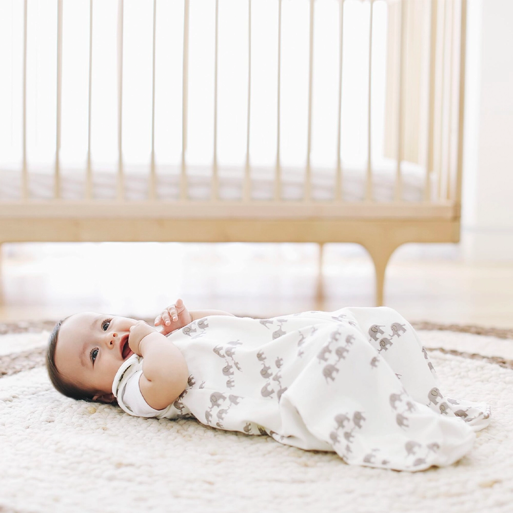 0-6m-ergobaby-klasicna-vrekja-za-spienje-slonce