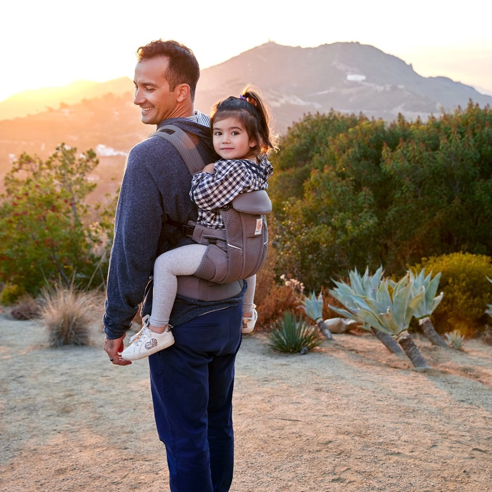 Ergobaby Omni Breeze - Graphite Grey