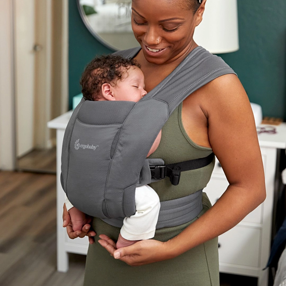 ergobaby-embrace-soft-air-mesh-washed-black