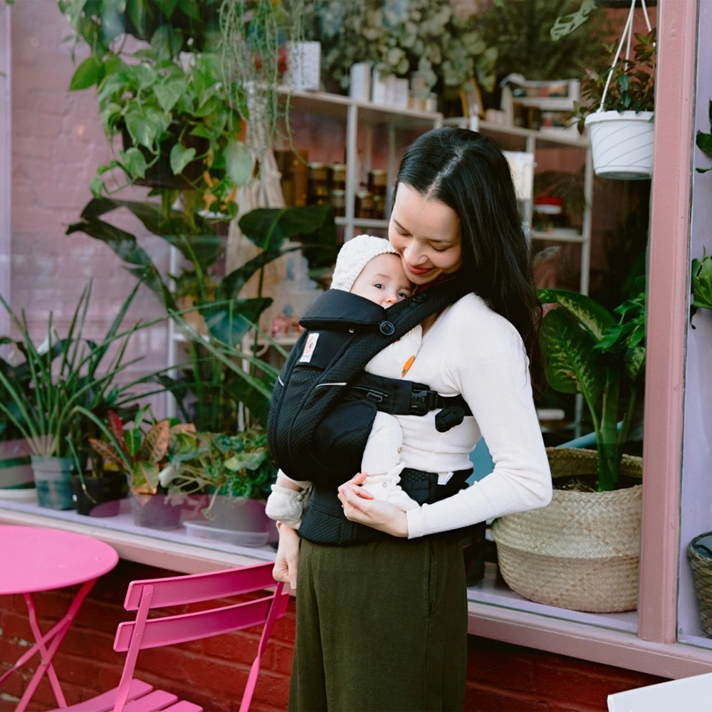 ergobaby-omni-breeze-onyx-black