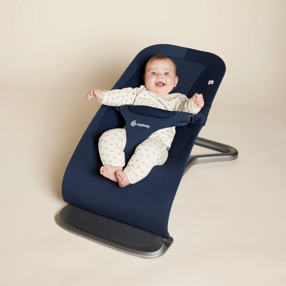 ergobaby-evolve-relaksator-3-vo-1-midnight-blue