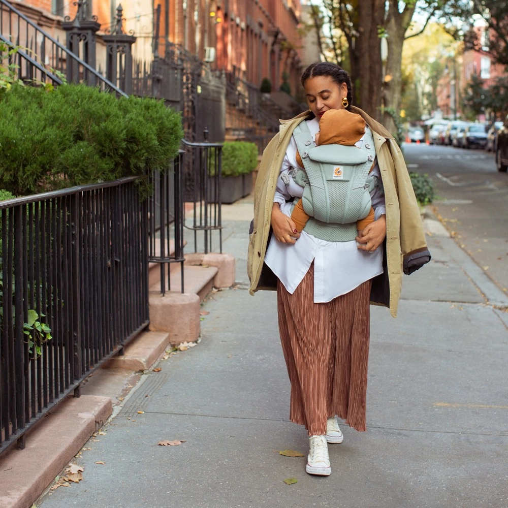 ergobaby-omni-breeze-sage