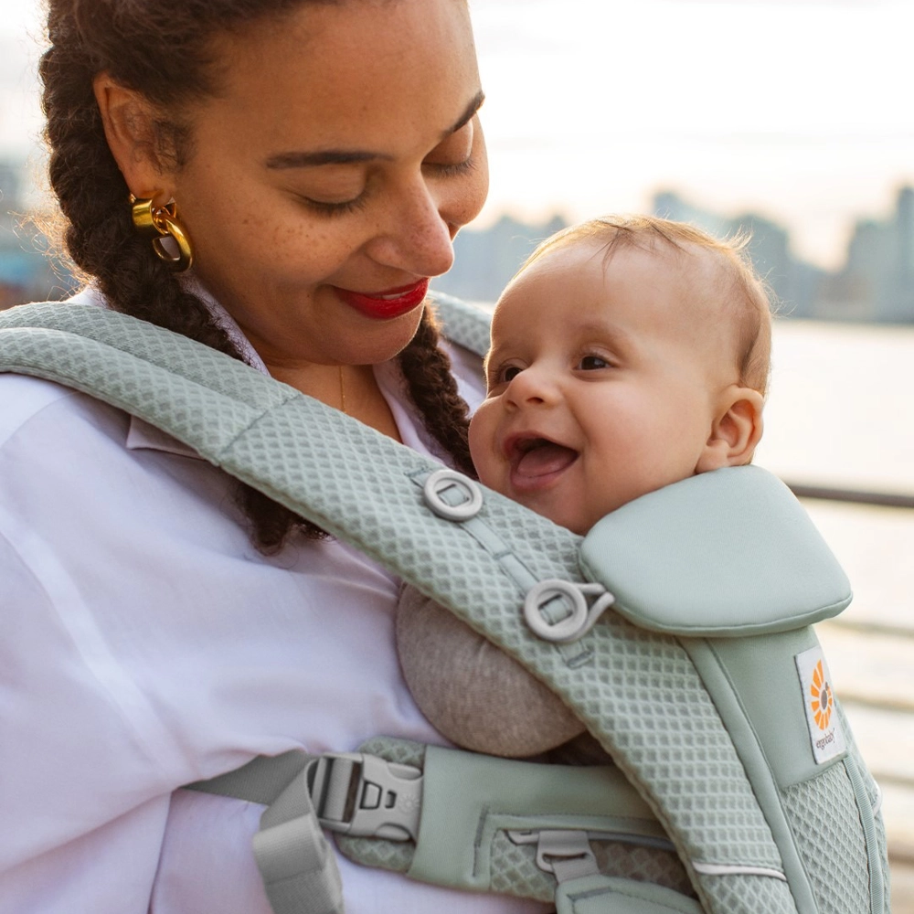 ergobaby-omni-breeze-sage